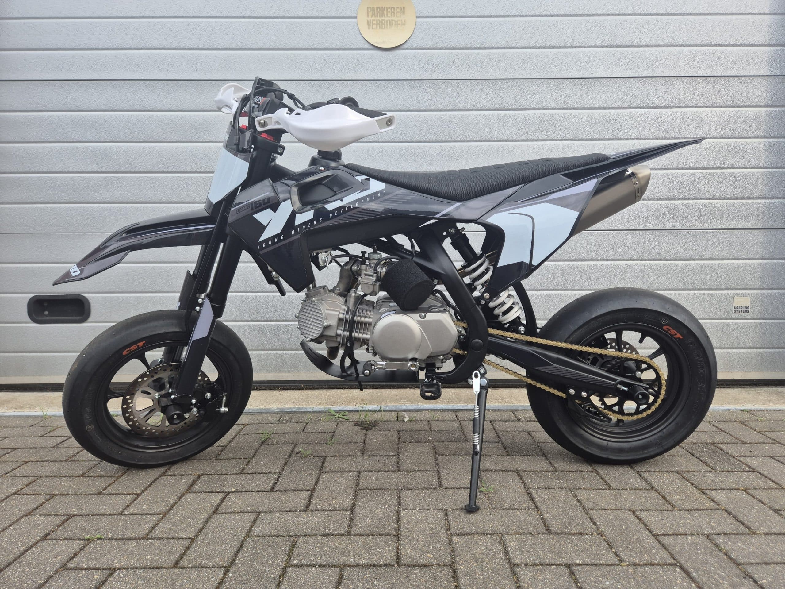 YRD CORE Pitbike Mini Super-Motard 12 inch – 155cc Zongshen